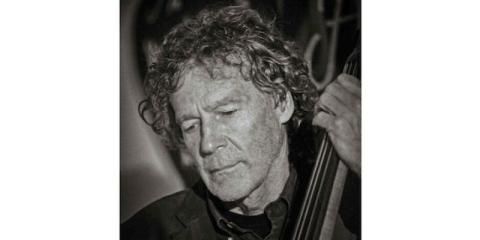 Contrabassist zoekt band in Haarlem e.o.