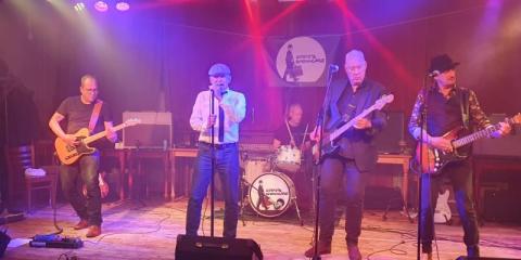 Blues/Rock coverband (omgeving Breda/Rotterdam) zoekt bassist